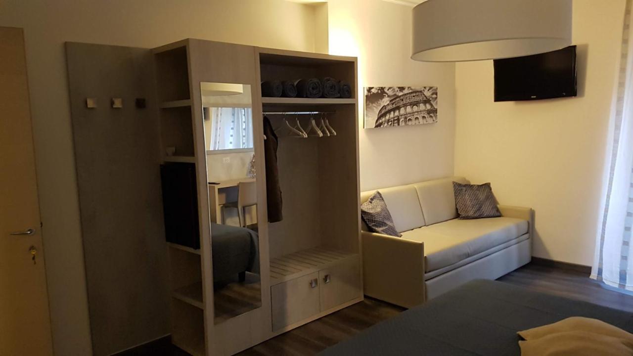 Domus Roma Hotell Exteriör bild